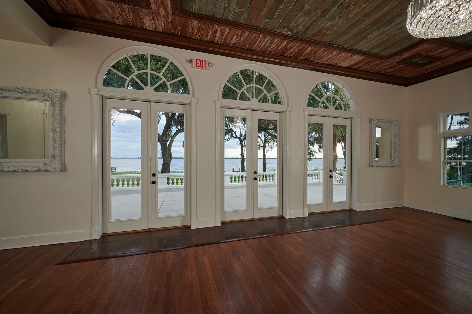 3111 Masterpiece Rd, Lake Wales, FL 33898
